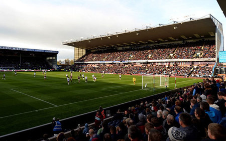 穩居榜首 穩居榜首